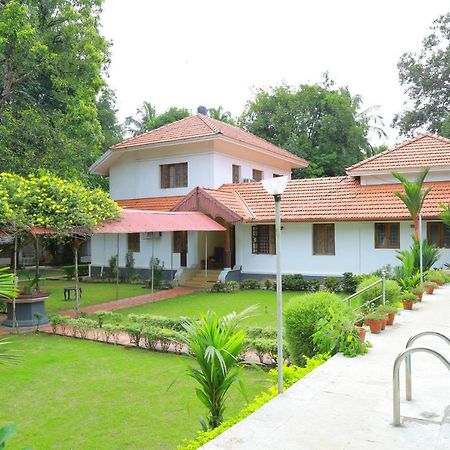 Ayuryogashram Heritage Thrissur 外观 照片